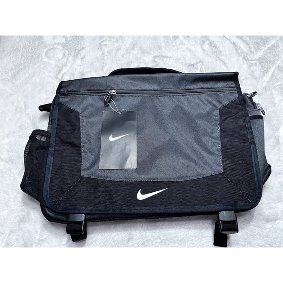 Nike Golf Adult Unisex Messenger Bag Black & Gray Polyester - Picture 1 of 11